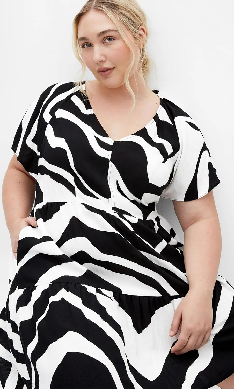 City Chic Women's Plus Size Frill Mini Print