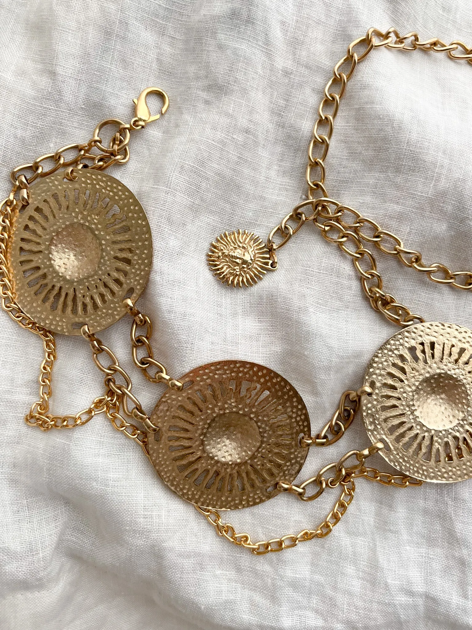 Gorgeous 1970's Gold Chain Statement Belt / S/L