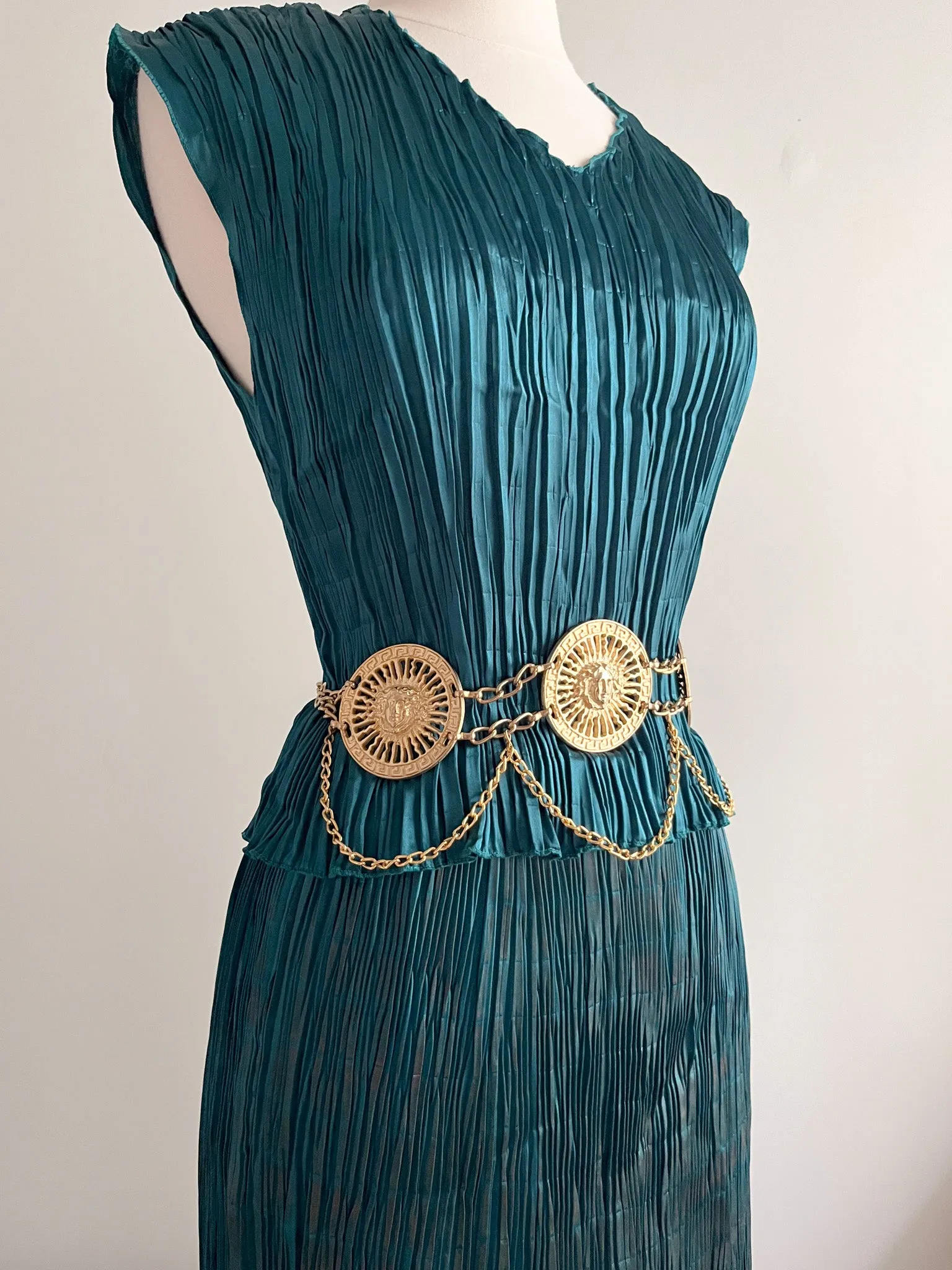 Gorgeous 1970's Gold Chain Statement Belt / S/L