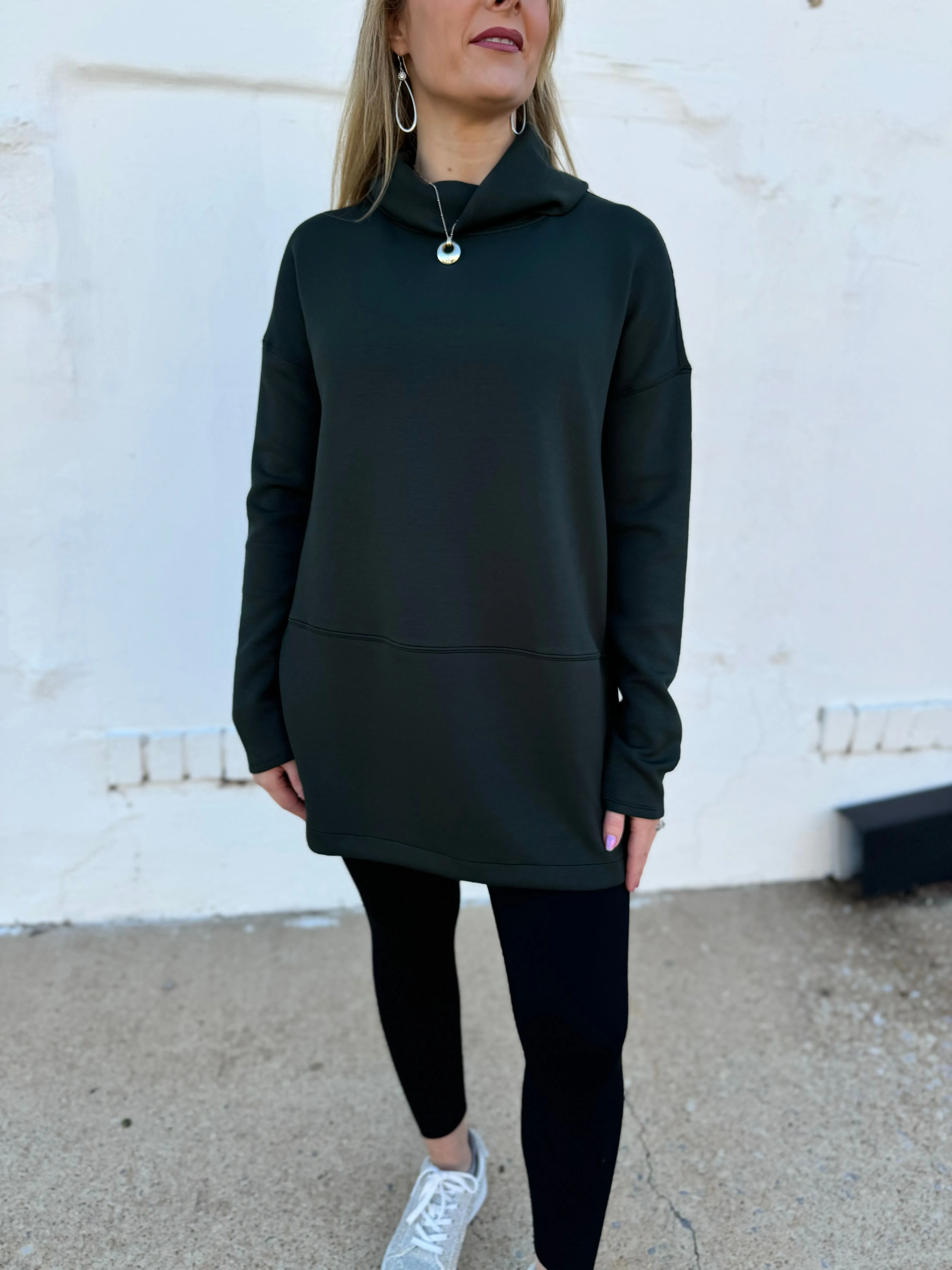 Spanx: AirEssentials Turtleneck Tunic in Essex Green 50501R