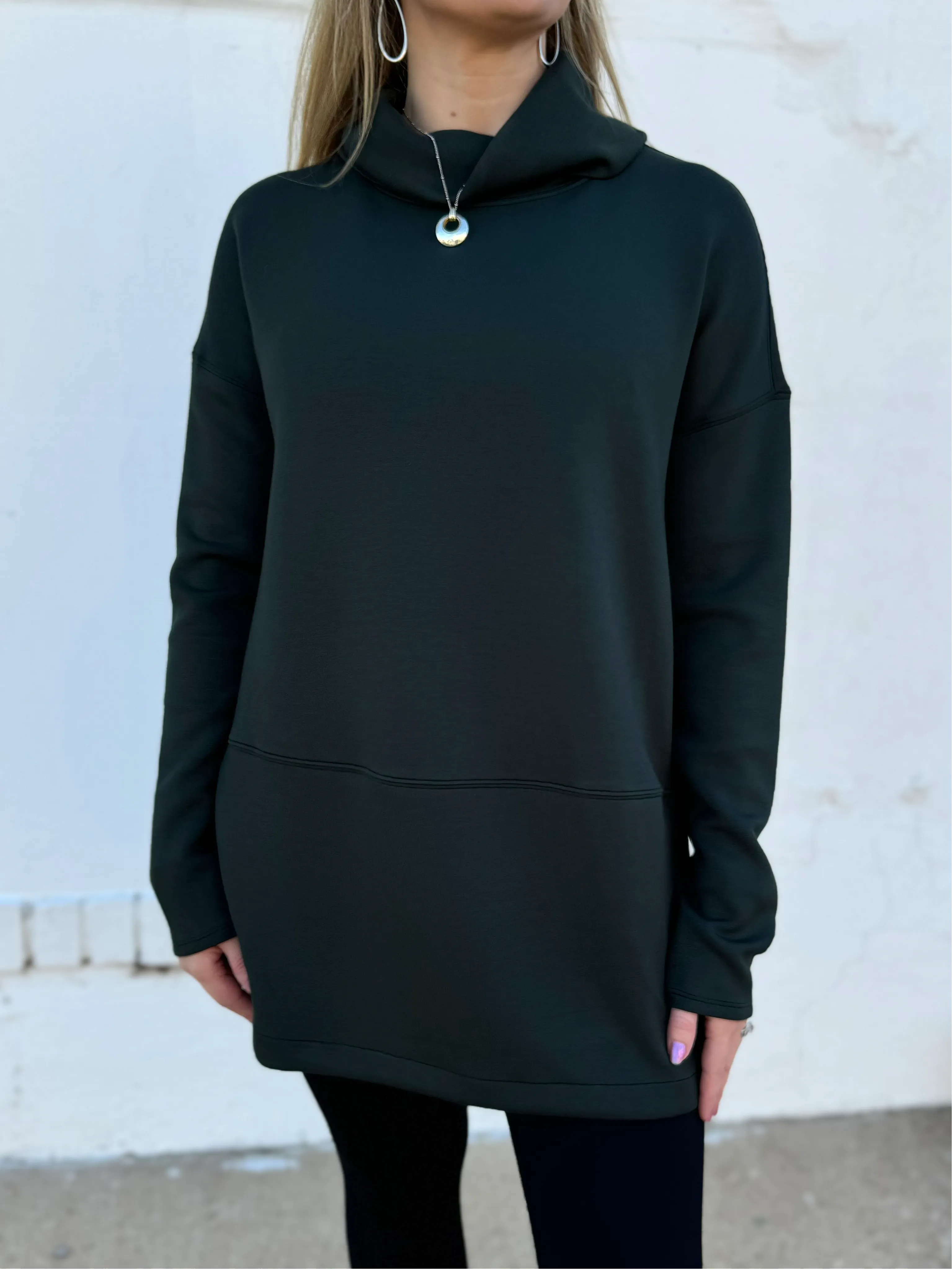 Spanx: AirEssentials Turtleneck Tunic in Essex Green 50501R