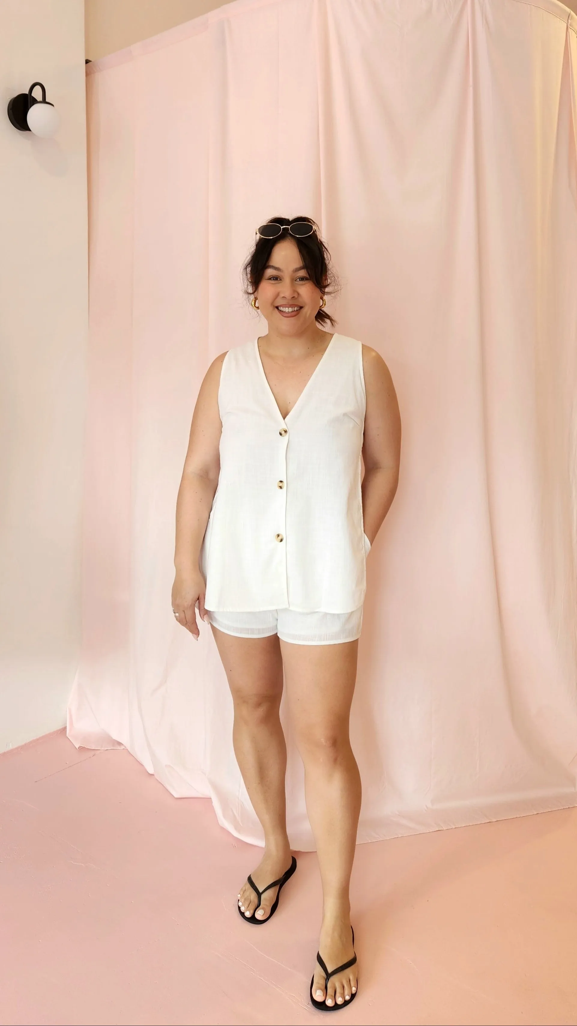 THE PAV SHORTS - WHITE