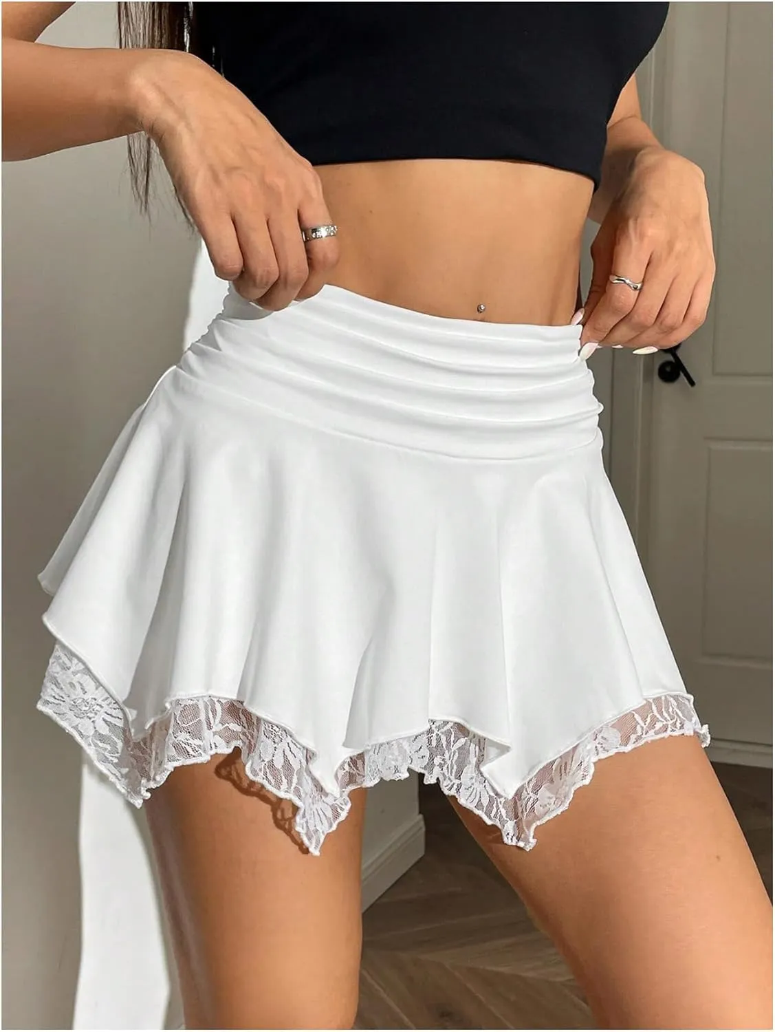 Verdusa Women's Asymmetrical Lace Mini Skirt Skort Gothic Elastic Waist Pleated Athletic Short Skirts