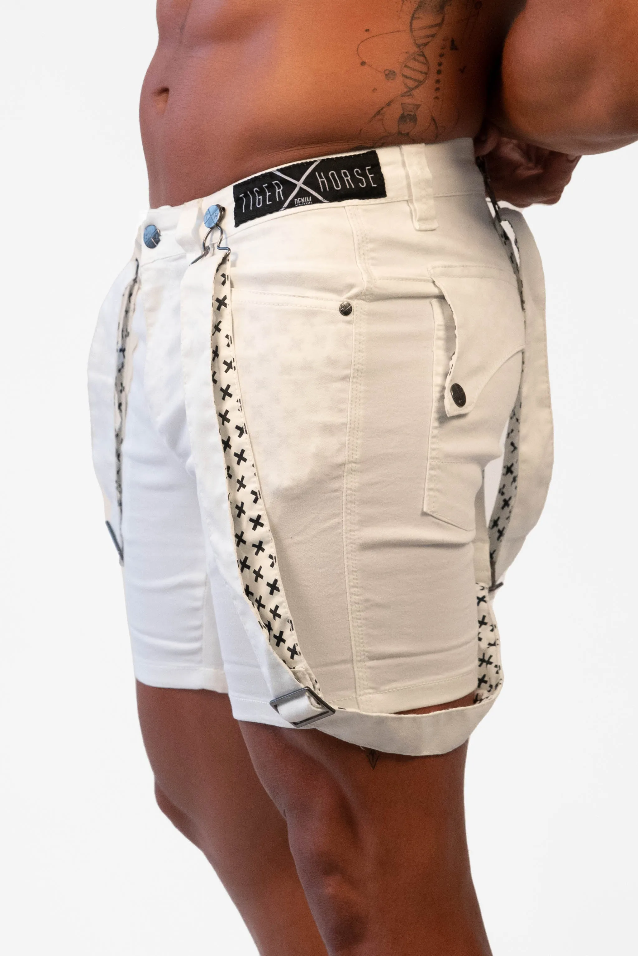 WADE White Shorts